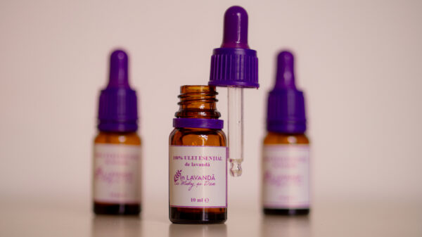 Ulei esențial de lavandă 100% pur – sticluță 10 ml - imagine 4
